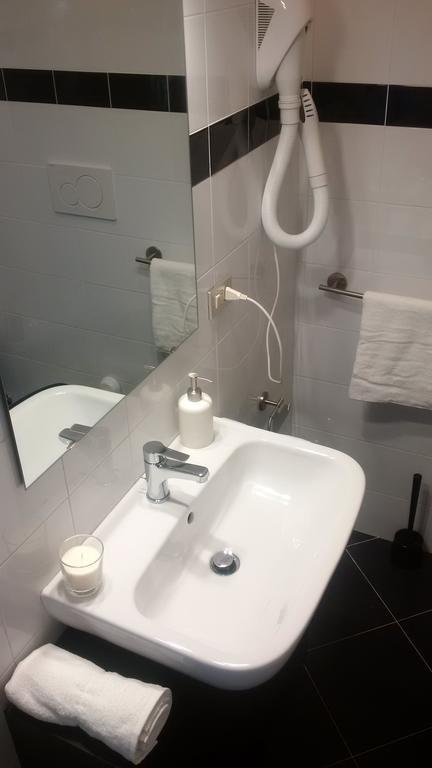 B&B Foroni 29 Верона Экстерьер фото