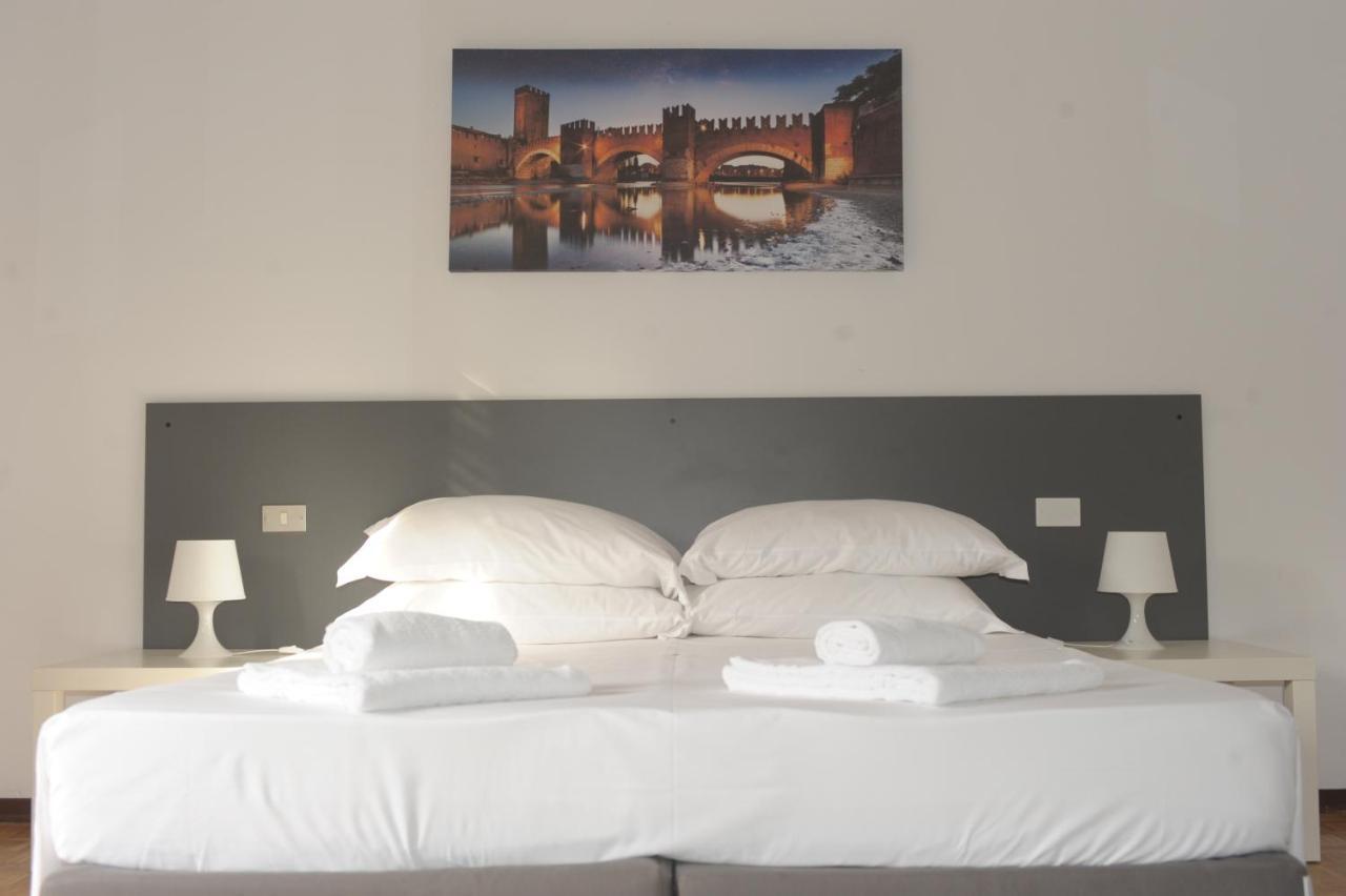 B&B Foroni 29 Верона Экстерьер фото